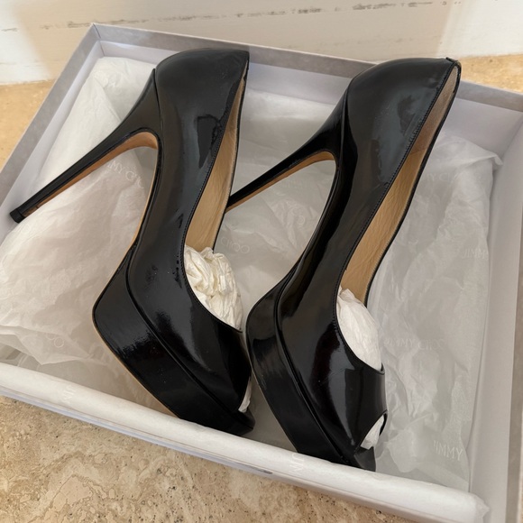 Jimmy Choo Black Patent Leather Heels SIZE 39 - Picture 2 of 4